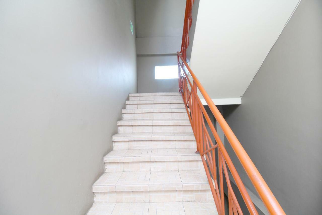 Airy Kartika Plaza Gang Melati 1 Bali Hotel Kuta Lombok Buitenkant foto