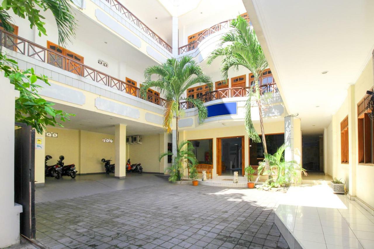 Airy Kartika Plaza Gang Melati 1 Bali Hotel Kuta Lombok Buitenkant foto