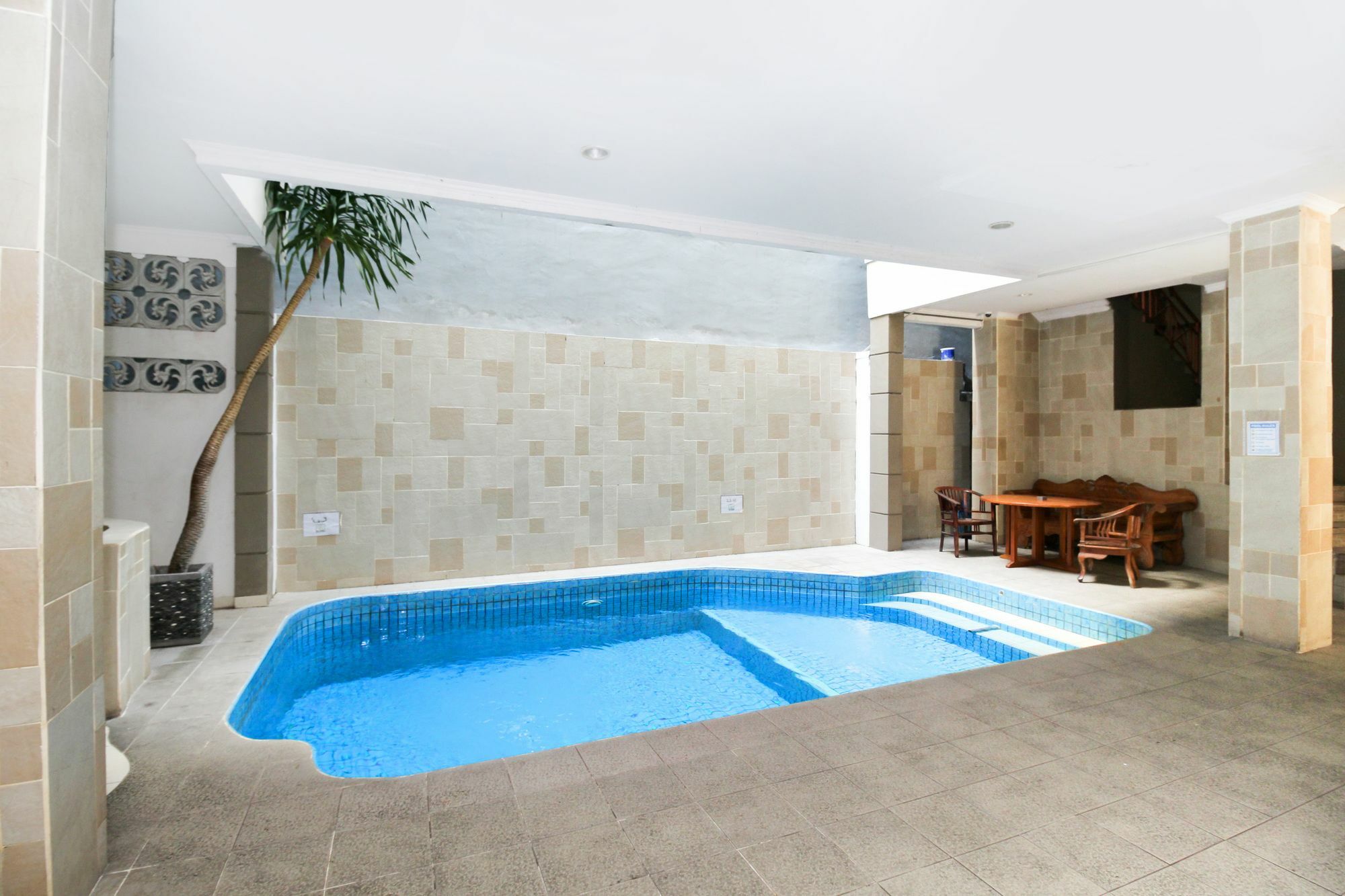 Airy Kartika Plaza Gang Melati 1 Bali Hotel Kuta Lombok Buitenkant foto
