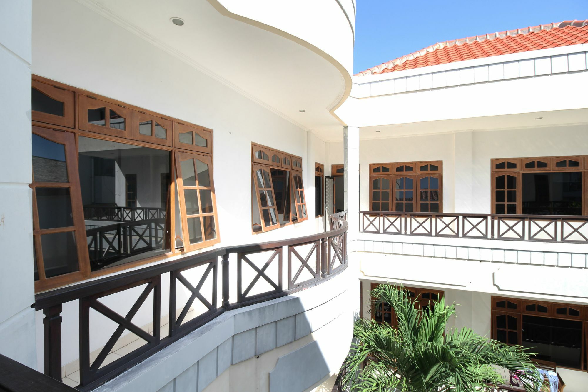 Airy Kartika Plaza Gang Melati 1 Bali Hotel Kuta Lombok Buitenkant foto
